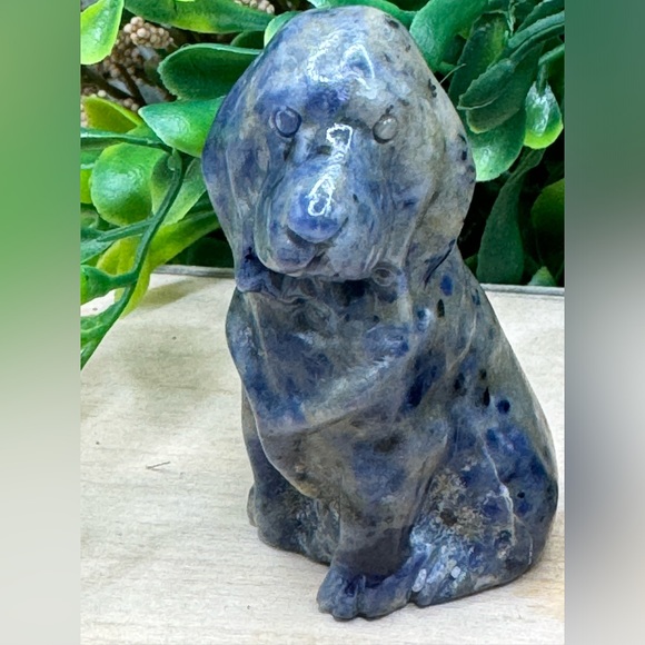 DISCOUNTED 3 Bundle Crystal Dog Carving w/ 1 Free Dog - Picture 2 of 9